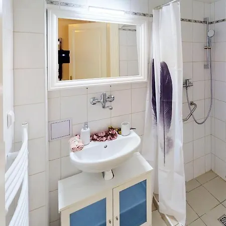 14b Charm Apt Wenceslas Square With Shared Kitchen And Bathroom * Prag